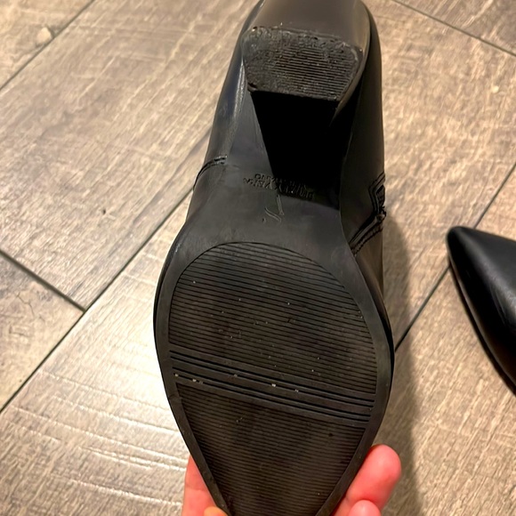 Simply Vera Wang Heel Booties - Picture 5 of 6